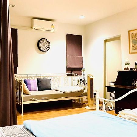 Апартаменти Autta House Бангкок Екстер'єр фото